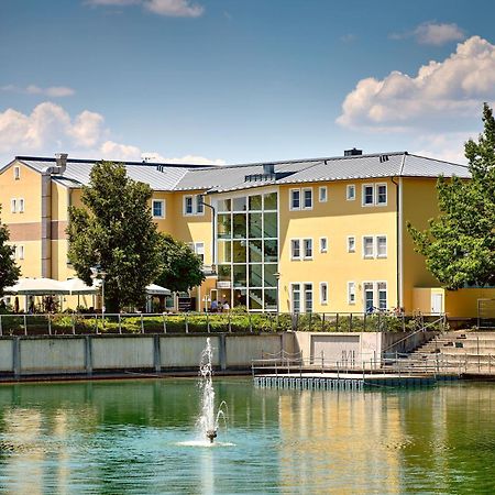 Hotel Am See Neutraubling Luaran gambar