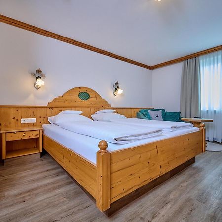 Hotel Am See Neutraubling Bilik gambar