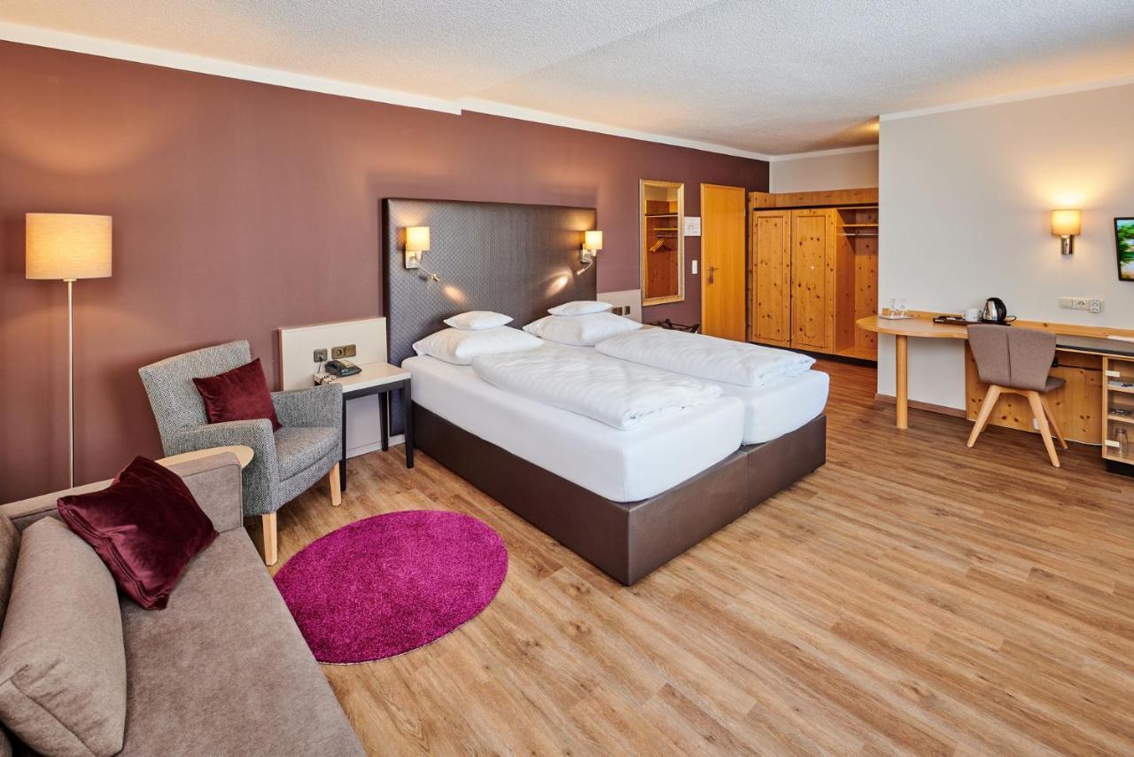 Hotel Am See Neutraubling Bilik gambar