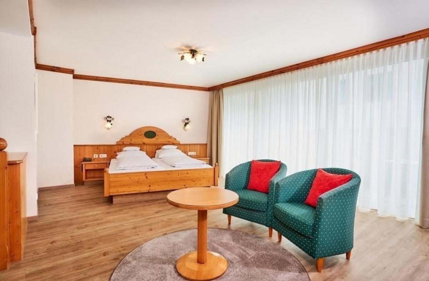 Hotel Am See Neutraubling Bilik gambar