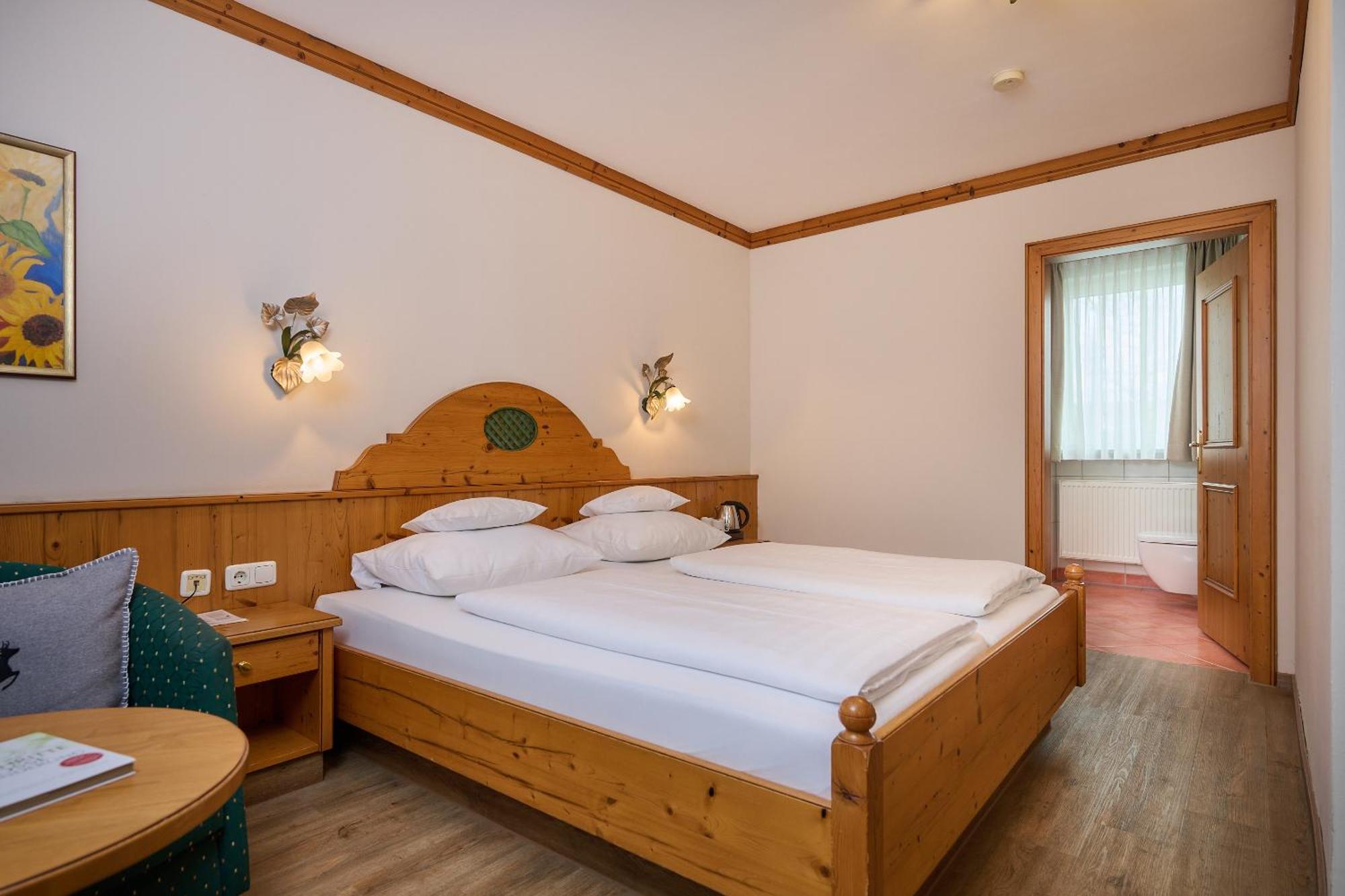 Hotel Am See Neutraubling Bilik gambar